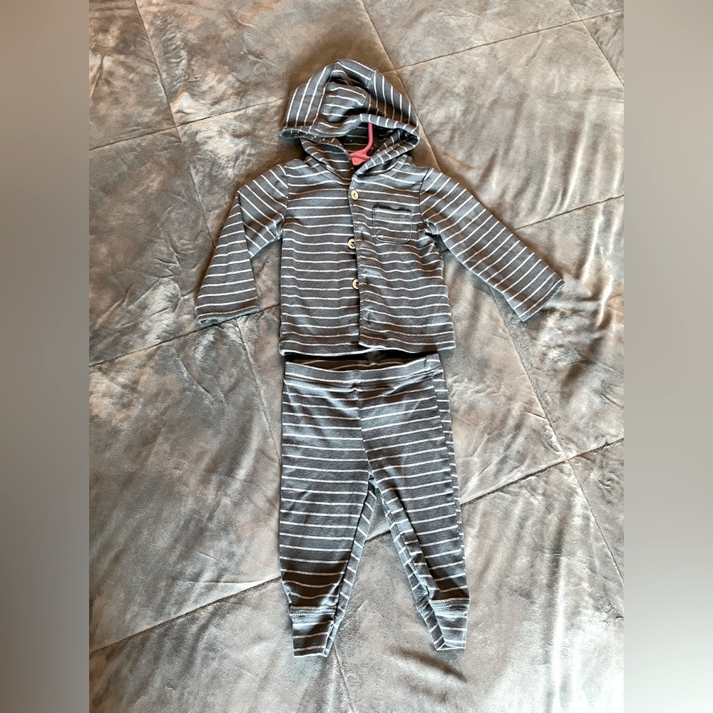 Carter’s Matching Hoodie & Pants | Size 6m | Grey & White Striped